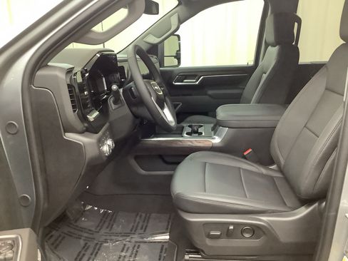New 2026 GMC Sierra 2500 SLT w/ SLT Premium Package AWD/4WD image 16