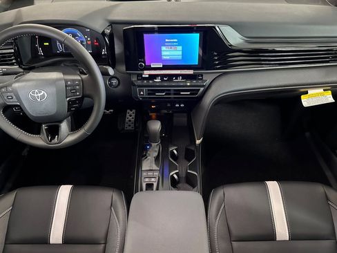 New 2026 Toyota Camry SE FWD image 15