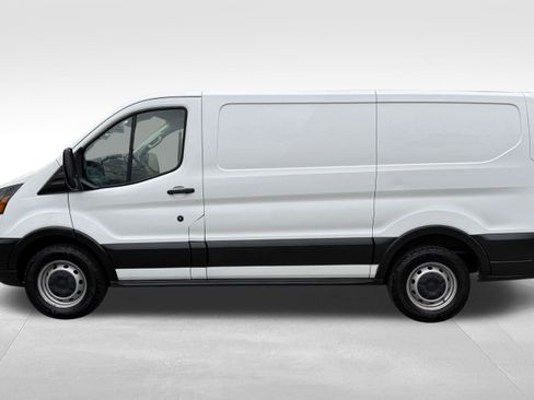 Used 2017 Ford Transit 150 130 Low Roof image 10