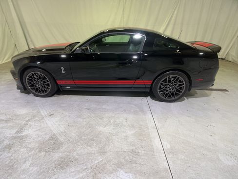 Used 2013 Ford Mustang Shelby GT500 RWD image 7