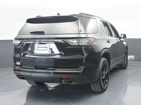 Used 2021 Chevrolet Traverse Premier w/ Redline Edition image 5