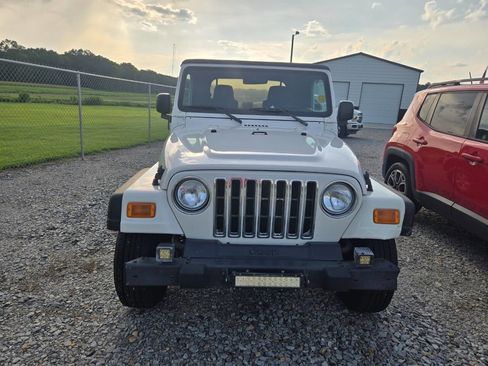 Used 2006 Jeep Wrangler X w/ Tire & Wheel Group (Ecco) image 4