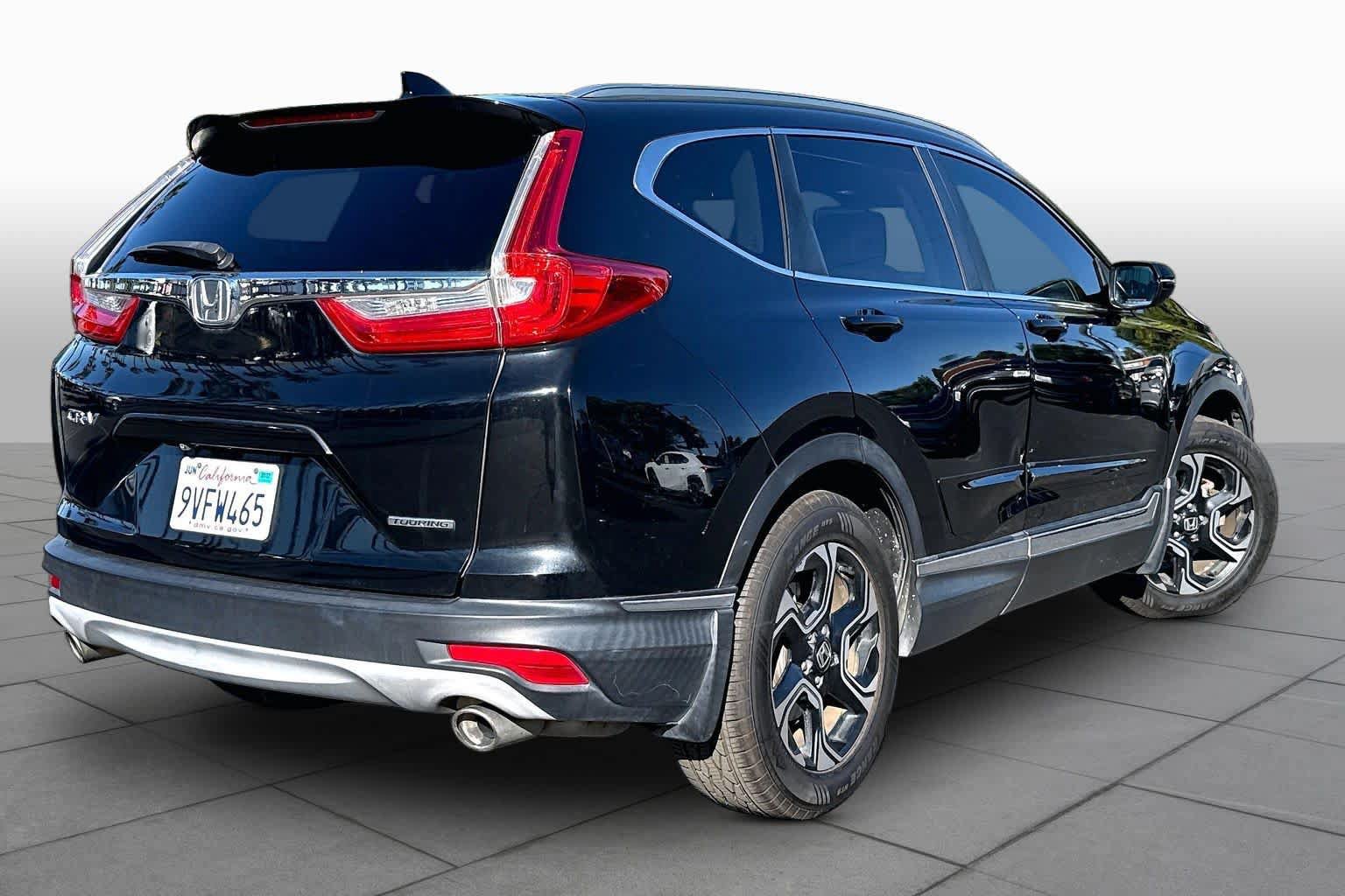 Used 2017 Honda CR-V Touring image 12