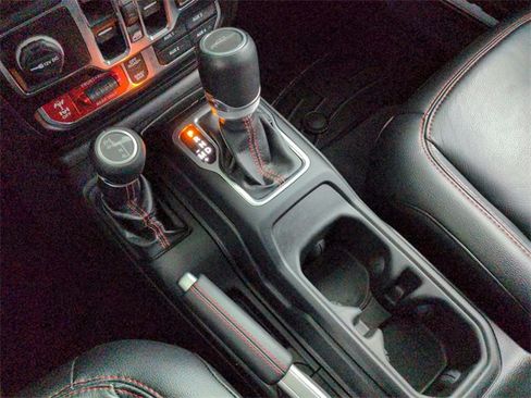 Used 2020 Jeep Gladiator Rubicon image 30