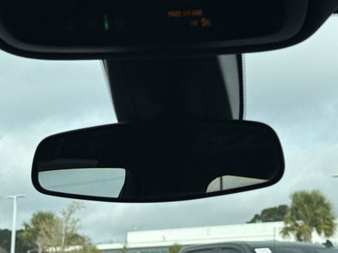 Certified 2024 Chevrolet Traverse LT image 26