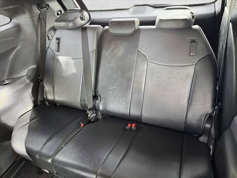 Used 2022 Toyota Sienna XSE w/ XSE Plus Package FWD image 17