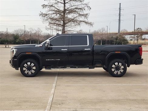 Used 2024 GMC Sierra 2500 Denali w/ Denali Reserve Package image 4