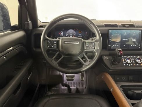 Used 2024 Land Rover Defender 110 X AWD/4WD image 27