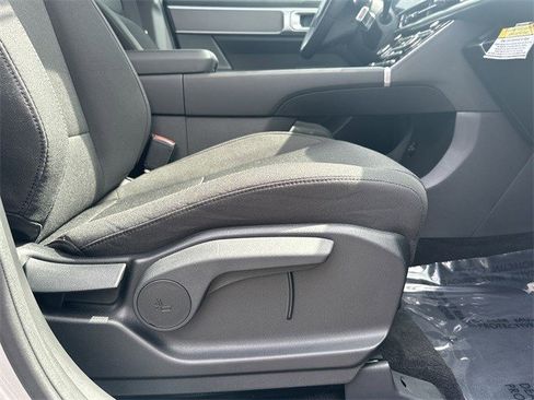 Used 2025 Hyundai Santa Fe SE image 16