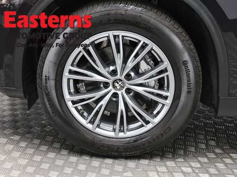 Used 2024 Alfa Romeo Stelvio Sprint AWD/4WD image 32