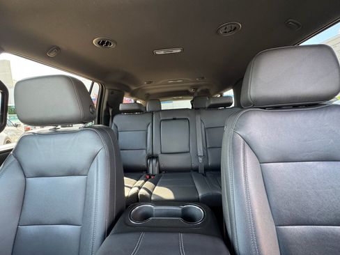 Used 2022 Chevrolet Suburban Z71 AWD/4WD image 34