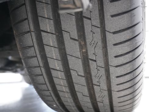 Used 2011 Buick LaCrosse CXL image 24