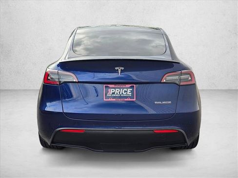 Used 2022 Tesla Model Y Performance AWD/4WD image 6