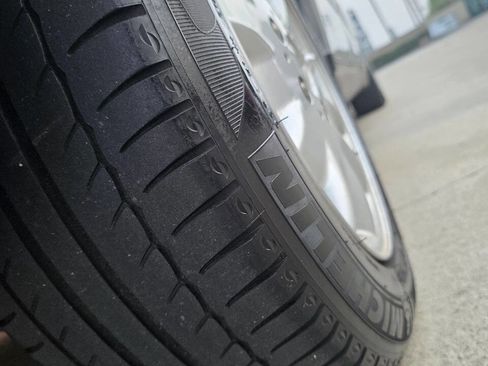 Used 1998 Mercedes-Benz E 320 Sedan image 29