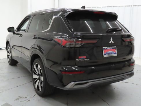 New 2026 Mitsubishi Outlander SEL FWD image 6