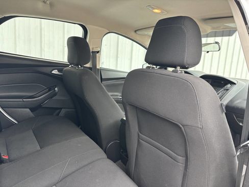 Used 2018 Ford Focus SE image 16
