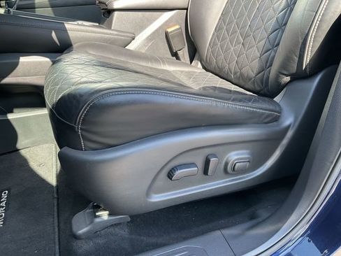 Used 2020 Nissan Murano Platinum image 27