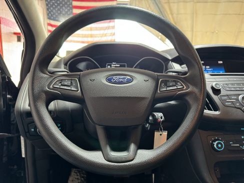 Used 2016 Ford Focus S FWD image 19