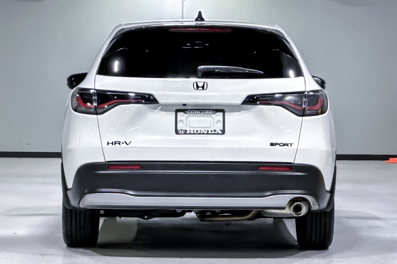 Used 2025 Honda HR-V Sport image 10