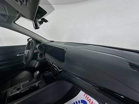 Certified 2026 Nissan Sentra SV w/ SV Convenience Package FWD image 36