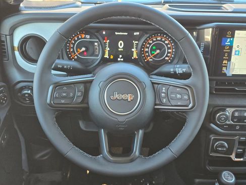 New 2026 Jeep Gladiator Sport AWD/4WD image 8