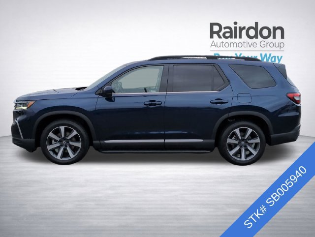 Certified 2025 Honda Pilot Elite image 4