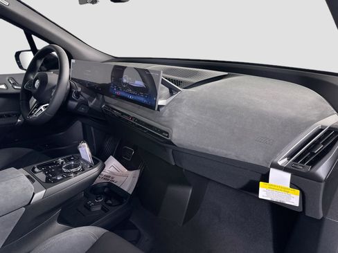 New 2026 BMW iX xDrive60 w/ M Sport Package image 31