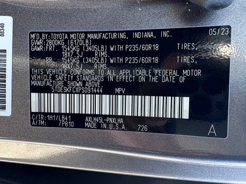 Used 2023 Toyota Sienna Platinum AWD/4WD image 46