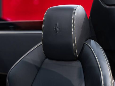 Certified 2014 Ferrari 458 Spider RWD image 6