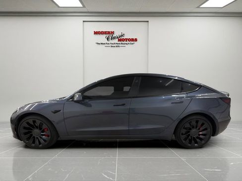 Used 2022 Tesla Model 3 Performance image 2