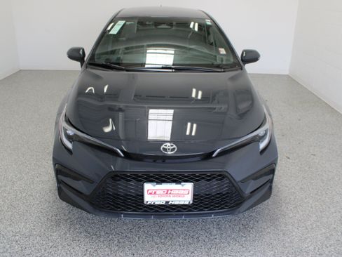 Used 2024 Toyota Corolla SE FWD image 3