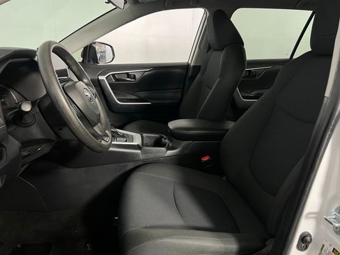 Used 2024 Toyota RAV4 LE image 20