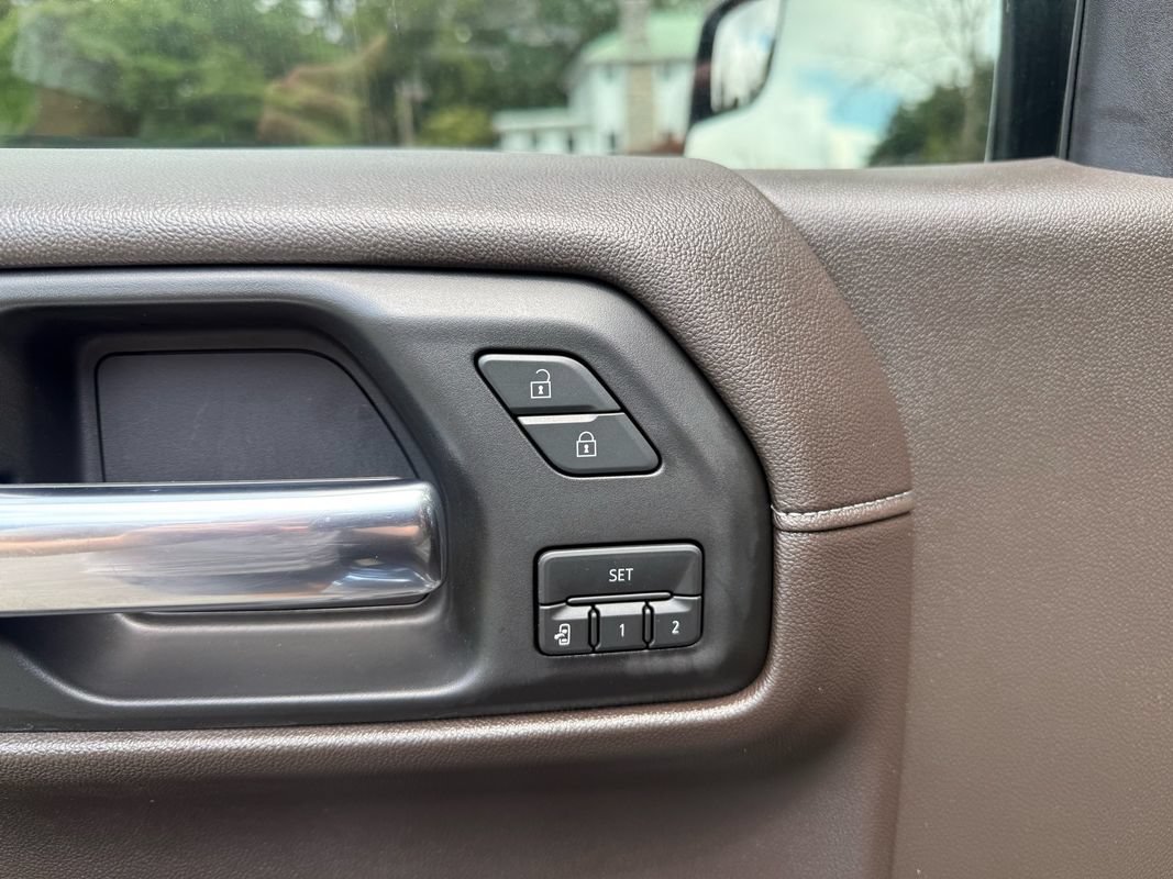 Used 2019 GMC Sierra 1500 SLT RWD image 18