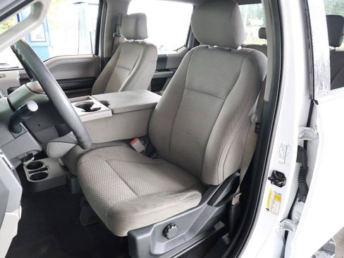 Used 2017 Ford F150 XLT AWD/4WD image 14