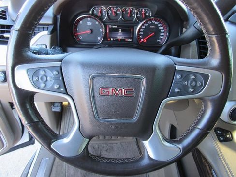 Used 2015 GMC Yukon XL SLT w/ Open Road Package image 25