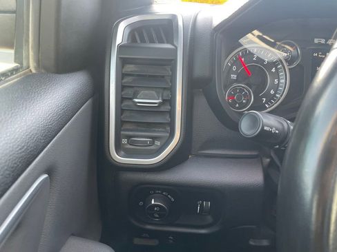 Used 2021 RAM 1500 Big Horn image 13