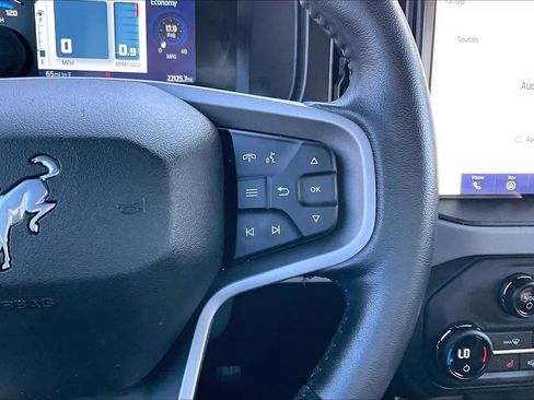 Used 2023 Ford Bronco Badlands w/ Sasquatch Package image 22