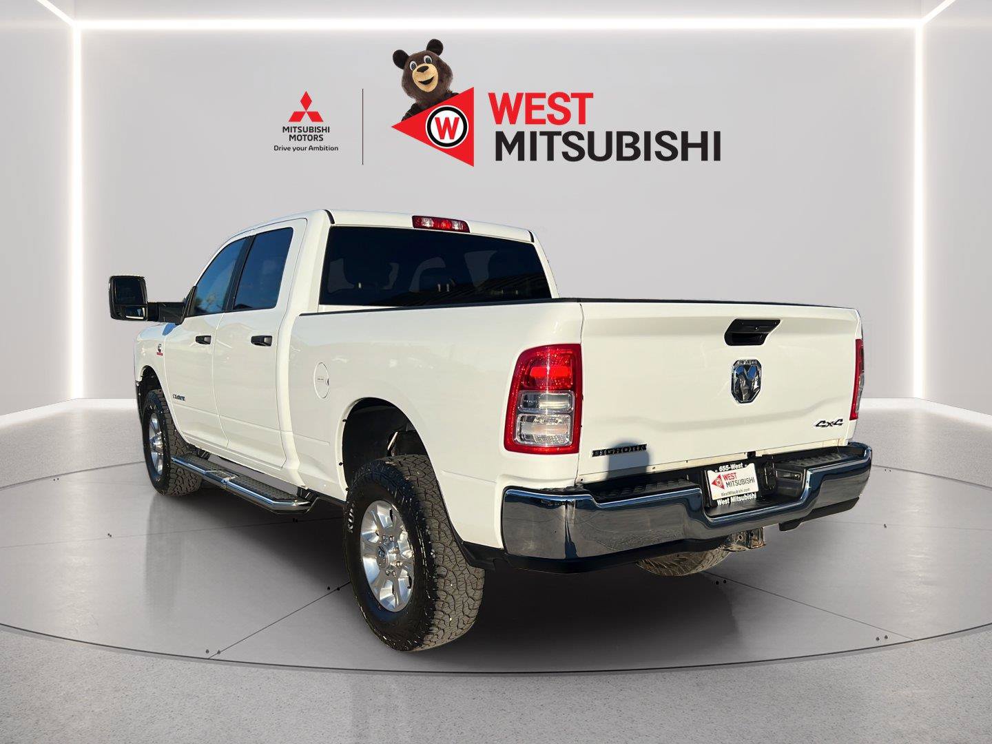 Used 2024 RAM 2500 Big Horn AWD/4WD image 4