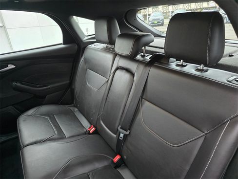 Used 2017 Ford Focus ST w/ Equipment Group 402A image 17