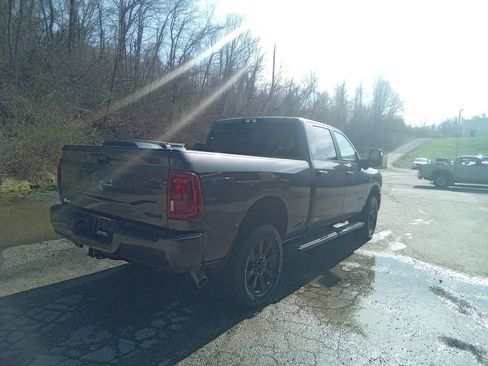 New 2026 RAM 2500 Big Horn AWD/4WD image 4