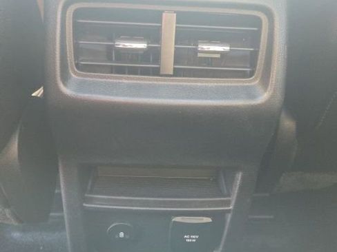 Certified 2024 Ford Edge SEL w/ Convenience Package image 15