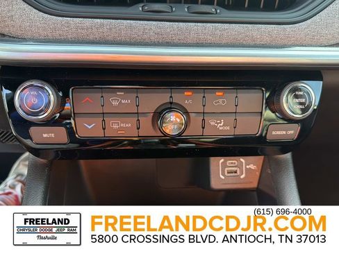 New 2026 Jeep Compass Latitude AWD/4WD image 30