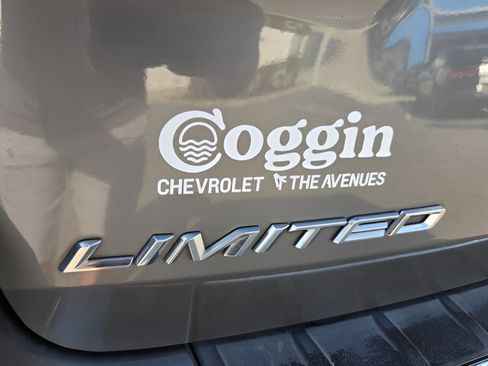 Used 2021 Ford Explorer Limited w/ Equipment Group 301A RWD image 31