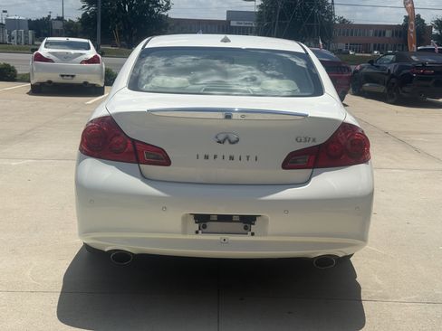 Used 2011 INFINITI G37 x Sedan w/ Premium Pkg AWD/4WD image 6