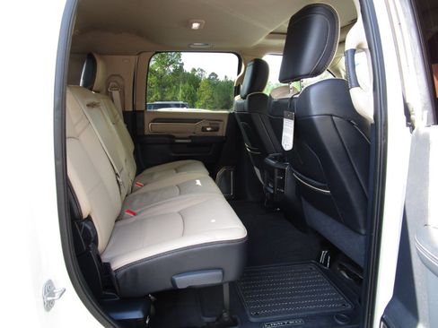 Used 2019 RAM 2500 Limited image 30