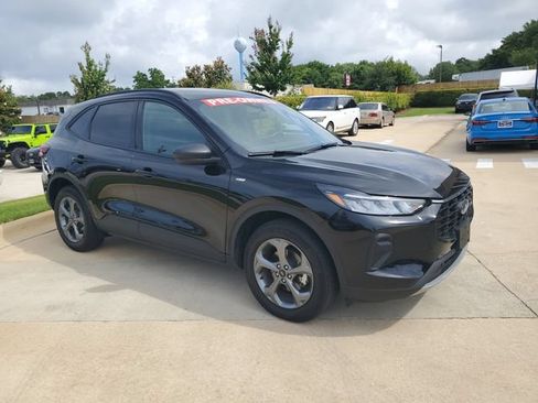 Used 2025 Ford Escape ST-Line AWD/4WD image 8