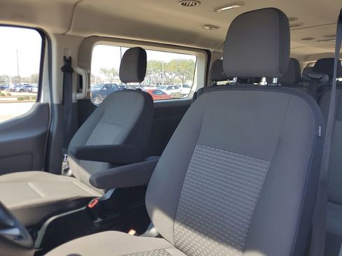 Used 2023 Ford Transit 350 XLT image 18