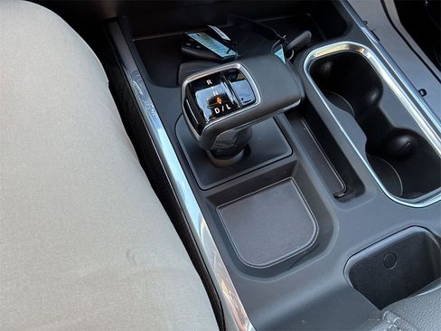 New 2026 Chevrolet Silverado 1500 LT Trail Boss w/ Safety Package image 18