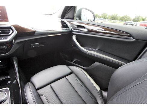 Used 2024 BMW X4 xDrive30i AWD/4WD image 13