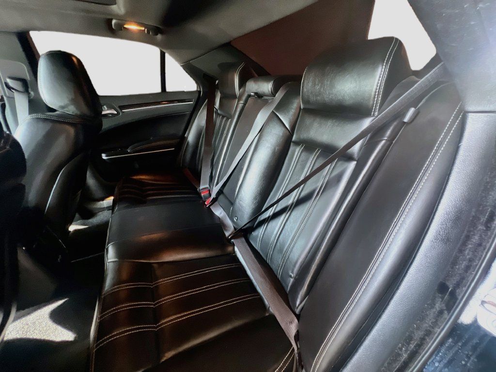 Used 2022 Chrysler 300 S RWD image 26